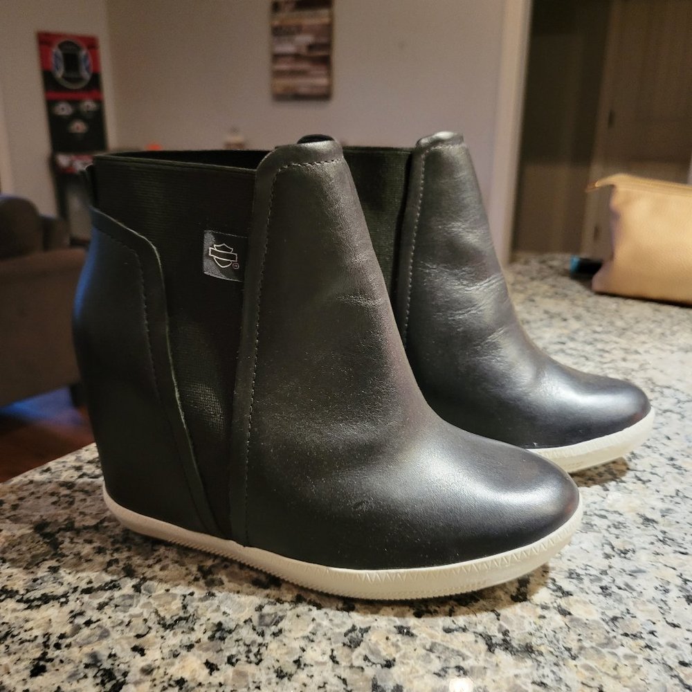 Harley Davidson leather slip on casual boots